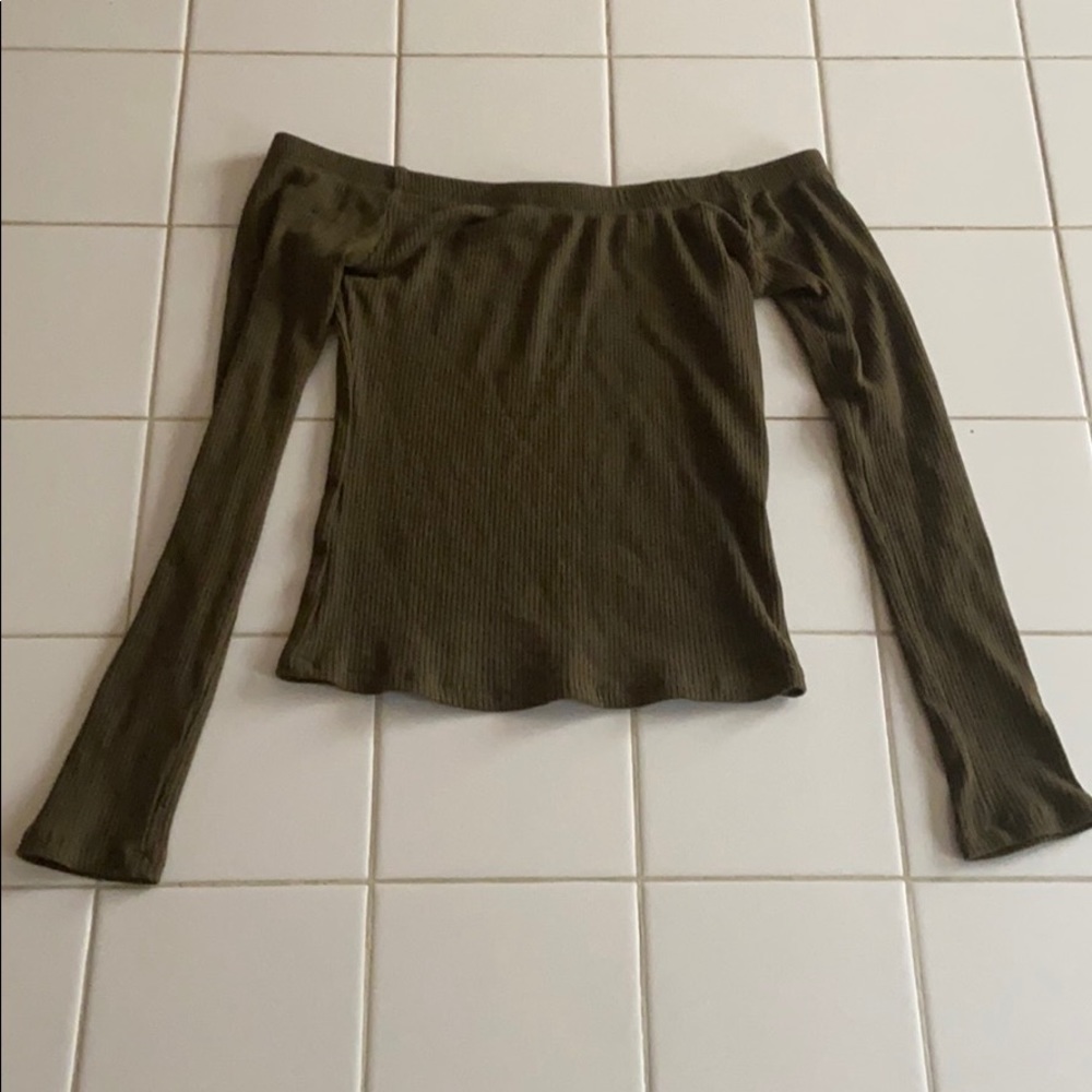 off the shoulder green long sleeve